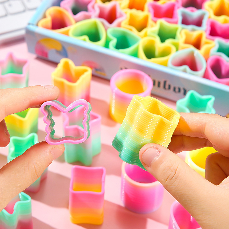 Rainbow Magic Springs Circle T - Party Games Gifts 评论和价格