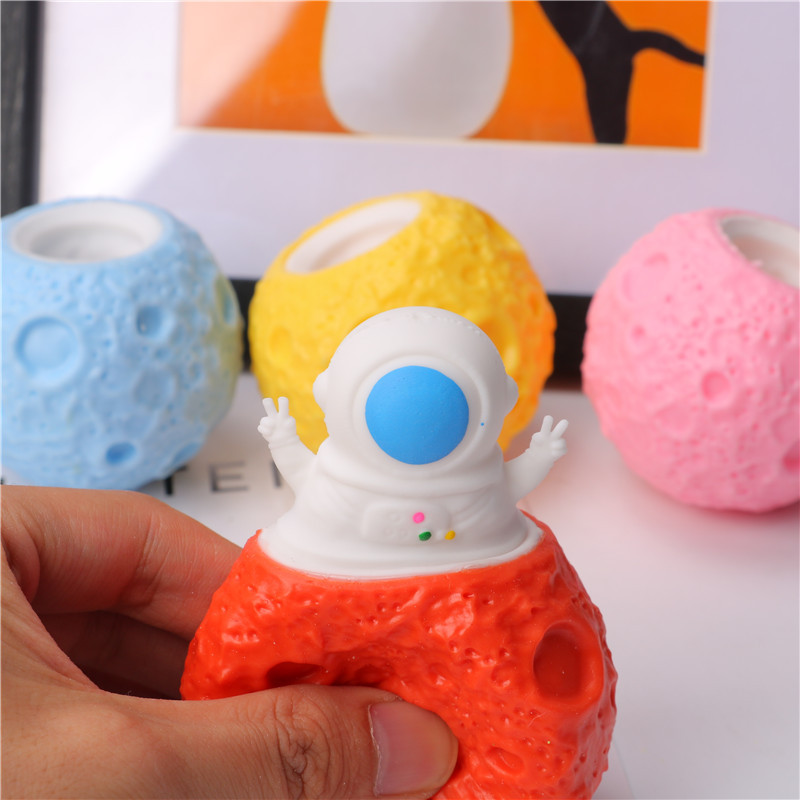 Squeeze Astronauts Planet TPR  - Party Games Adults Funny 评论和价格