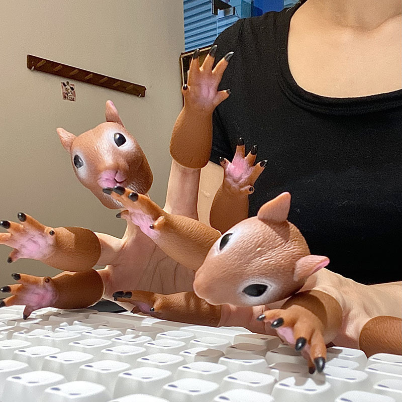 Cute Squirrel Finger Puppet, F - Party Games Adults Funny 评论和价格