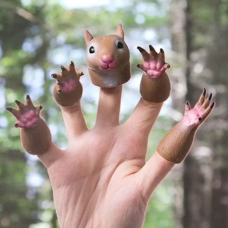 Cute Squirrel Finger Puppet, F - Party Games Adults Funny 评论和价格